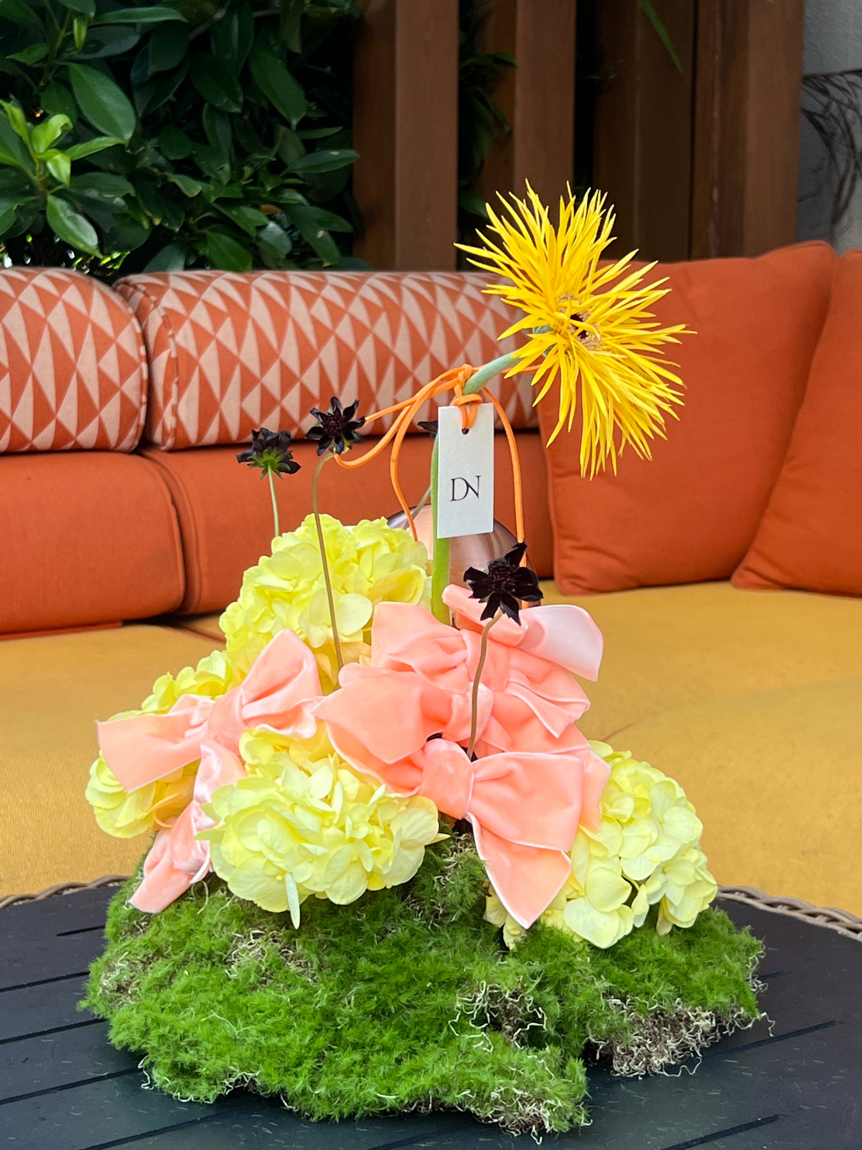 DN Flowers Table Centrepiece